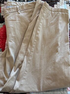 Talbots Women's Cropped Ankle Pants in Light Khaki